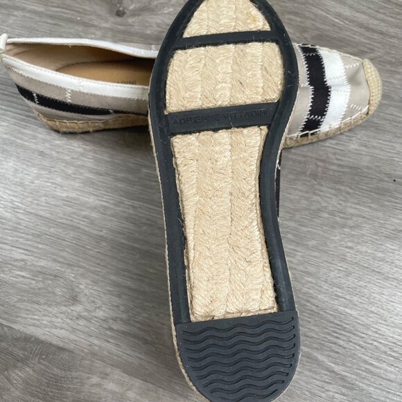 Adrienne Vittadini Women's Size 7.5M Black/Tan/White Stripe Slip on Casual Flats - Picture 11 of 12